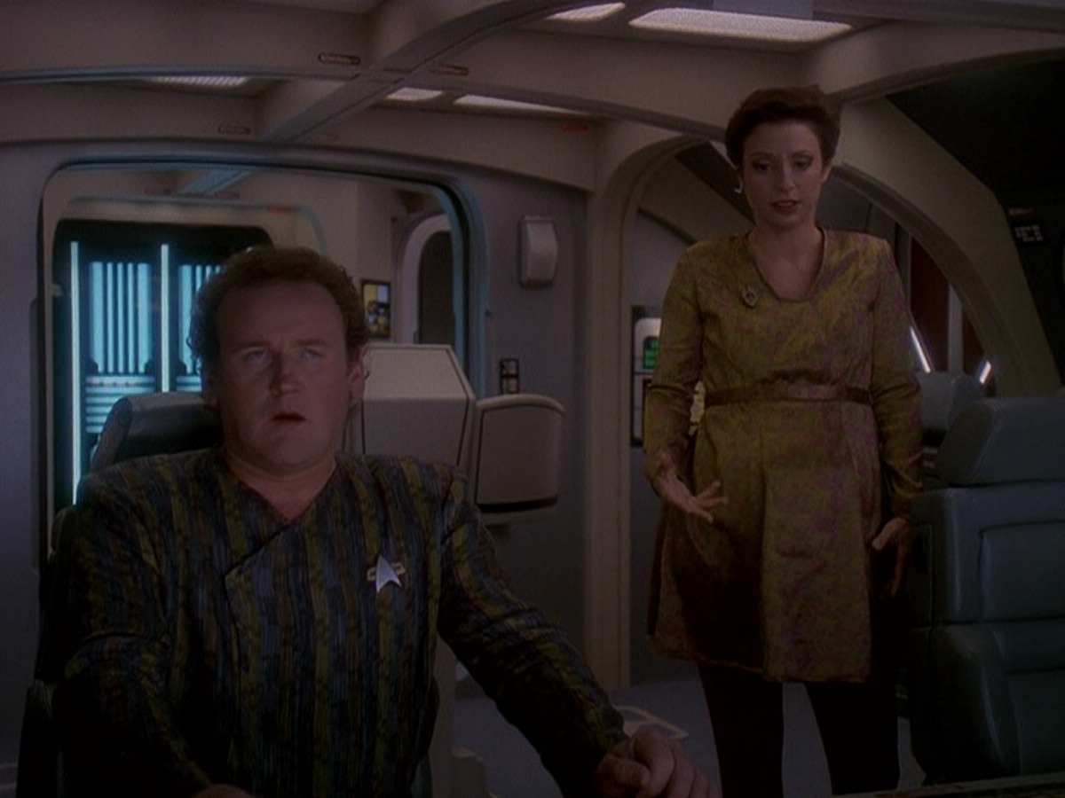 extant_StarTrek_DS9_5x03-LookingForparMachInAllTheWrongPlaces_03411.jpg