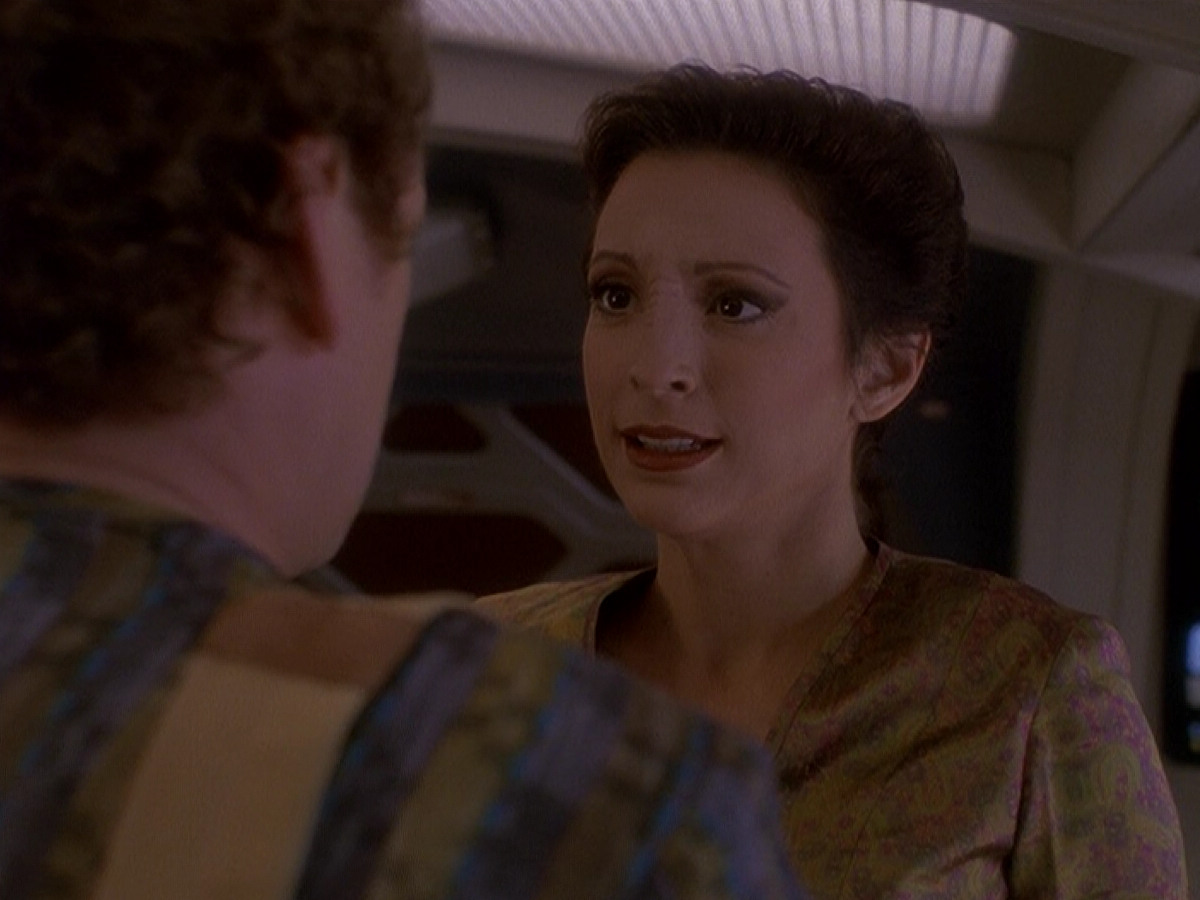 extant_StarTrek_DS9_5x03-LookingForparMachInAllTheWrongPlaces_03537.jpg
