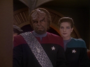 Filename=extant_StarTrek_DS9_5x03-LookingForparMachInAllTheWrongPlaces_00308.jpg
Filesize=147KiB
Dimensions=1200x900
Date added=Dec 12, 2019 extant_StarTrek_DS9_5x03-LookingForparMachInAllTheWrongPlaces_00308.jpg