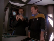 extant_StarTrek_DS9_5x03-LookingForparMachInAllTheWrongPlaces_00788.jpg