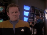 extant_StarTrek_DS9_5x03-LookingForparMachInAllTheWrongPlaces_00800.jpg