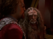 extant_StarTrek_DS9_5x03-LookingForparMachInAllTheWrongPlaces_01068.jpg