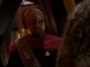 extant_StarTrek_DS9_5x03-LookingForparMachInAllTheWrongPlaces_01074.jpg