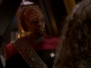 extant_StarTrek_DS9_5x03-LookingForparMachInAllTheWrongPlaces_01108.jpg