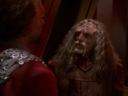 extant_StarTrek_DS9_5x03-LookingForparMachInAllTheWrongPlaces_01140.jpg