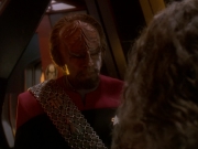 extant_StarTrek_DS9_5x03-LookingForparMachInAllTheWrongPlaces_01147.jpg