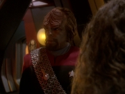 extant_StarTrek_DS9_5x03-LookingForparMachInAllTheWrongPlaces_01150.jpg