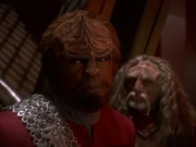 extant_StarTrek_DS9_5x03-LookingForparMachInAllTheWrongPlaces_01152.jpg