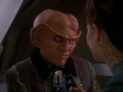 extant_StarTrek_DS9_5x03-LookingForparMachInAllTheWrongPlaces_01239.jpg