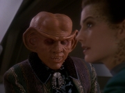 extant_StarTrek_DS9_5x03-LookingForparMachInAllTheWrongPlaces_01243.jpg