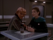 extant_StarTrek_DS9_5x03-LookingForparMachInAllTheWrongPlaces_01252.jpg