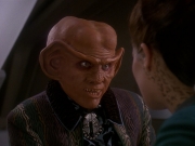 extant_StarTrek_DS9_5x03-LookingForparMachInAllTheWrongPlaces_01265.jpg
