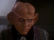 extant_StarTrek_DS9_5x03-LookingForparMachInAllTheWrongPlaces_01325.jpg