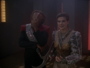 Filename=extant_StarTrek_DS9_5x03-LookingForparMachInAllTheWrongPlaces_01933.jpg
Filesize=145KiB
Dimensions=1200x900
Date added=Dec 12, 2019 extant_StarTrek_DS9_5x03-LookingForparMachInAllTheWrongPlaces_01933.jpg