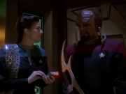 Filename=extant_StarTrek_DS9_5x03-LookingForparMachInAllTheWrongPlaces_02817.jpg
Filesize=159KiB
Dimensions=1200x900
Date added=Dec 12, 2019 extant_StarTrek_DS9_5x03-LookingForparMachInAllTheWrongPlaces_02817.jpg