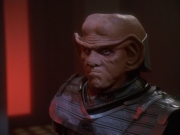 extant_StarTrek_DS9_5x03-LookingForparMachInAllTheWrongPlaces_02988.jpg
