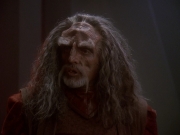 extant_StarTrek_DS9_5x03-LookingForparMachInAllTheWrongPlaces_02994.jpg