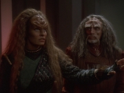 extant_StarTrek_DS9_5x03-LookingForparMachInAllTheWrongPlaces_03023.jpg
