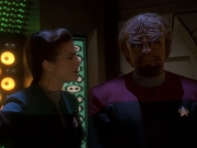 extant_StarTrek_DS9_5x03-LookingForparMachInAllTheWrongPlaces_03299.jpg