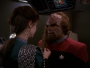 Filename=extant_StarTrek_DS9_5x03-LookingForparMachInAllTheWrongPlaces_03698.jpg
Filesize=157KiB
Dimensions=1200x900
Date added=Dec 12, 2019 extant_StarTrek_DS9_5x03-LookingForparMachInAllTheWrongPlaces_03698.jpg