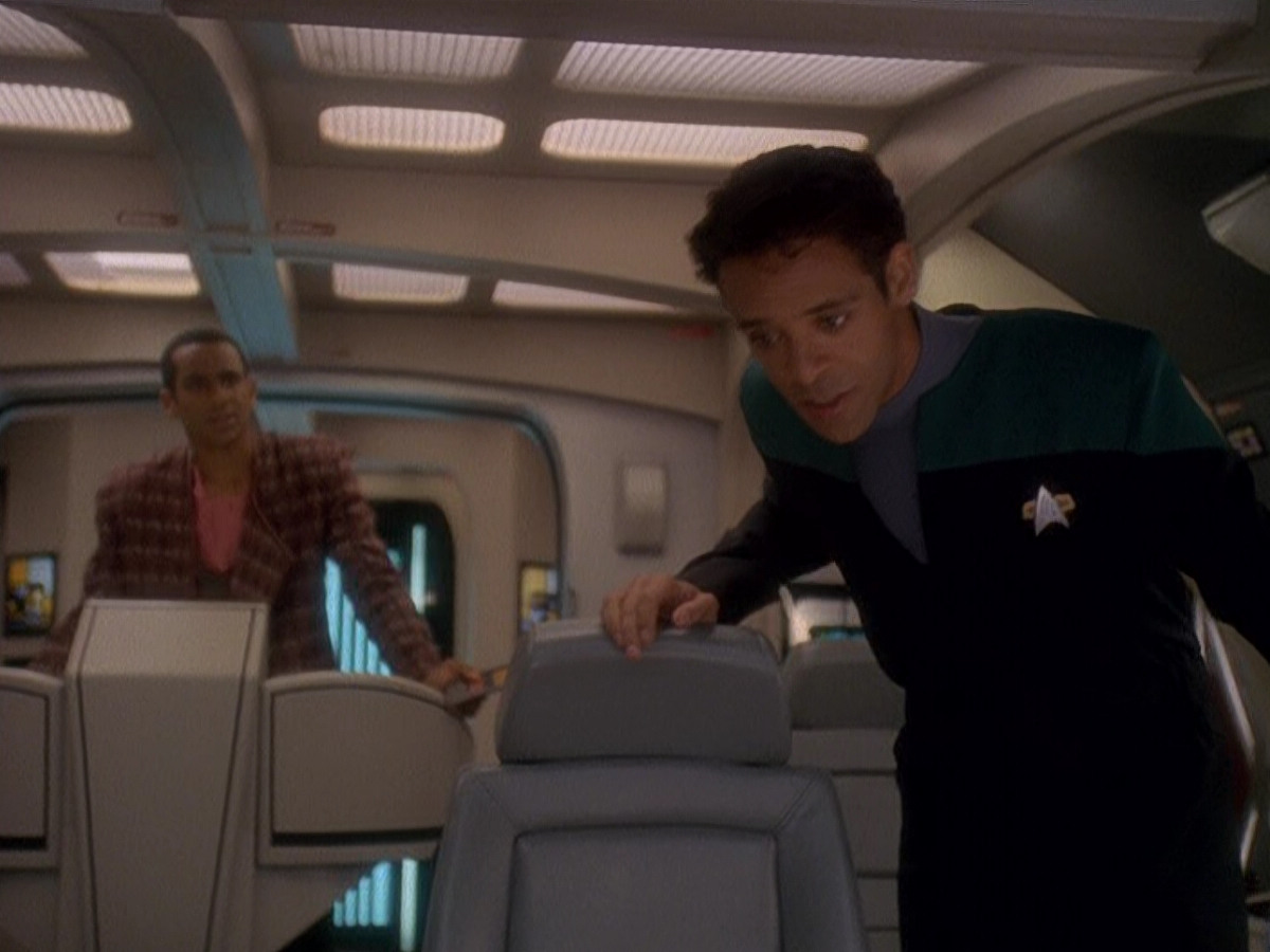 extant_StarTrek_DS9_5x04-NorTheBattleToTheStrong_00019.jpg