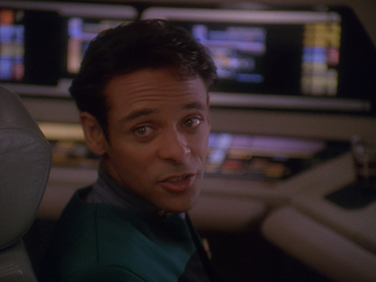 extant_StarTrek_DS9_5x04-NorTheBattleToTheStrong_00045.jpg
