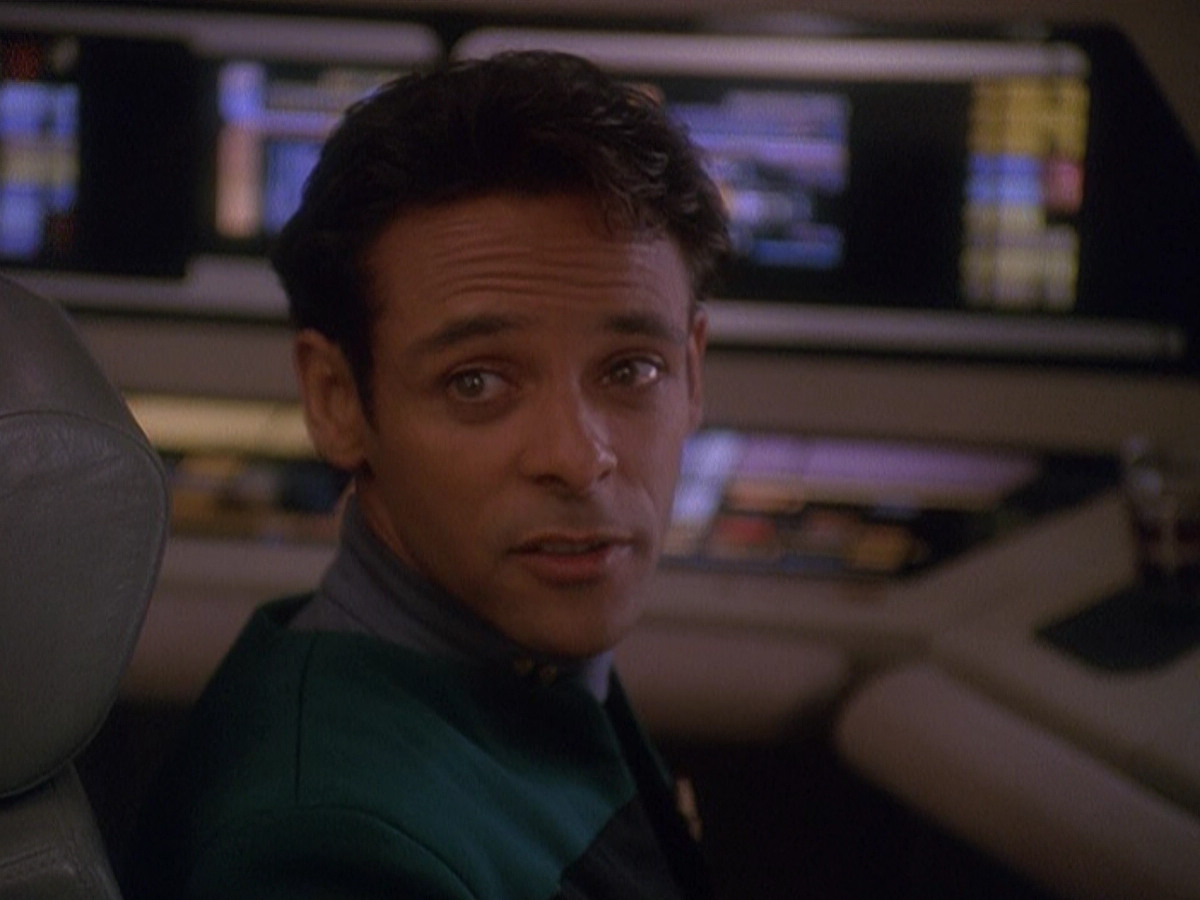 extant_StarTrek_DS9_5x04-NorTheBattleToTheStrong_00046.jpg