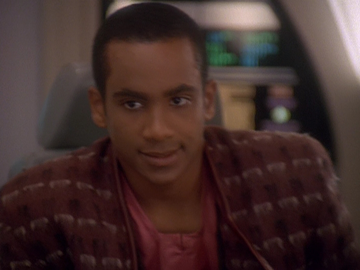 extant_StarTrek_DS9_5x04-NorTheBattleToTheStrong_00055.jpg