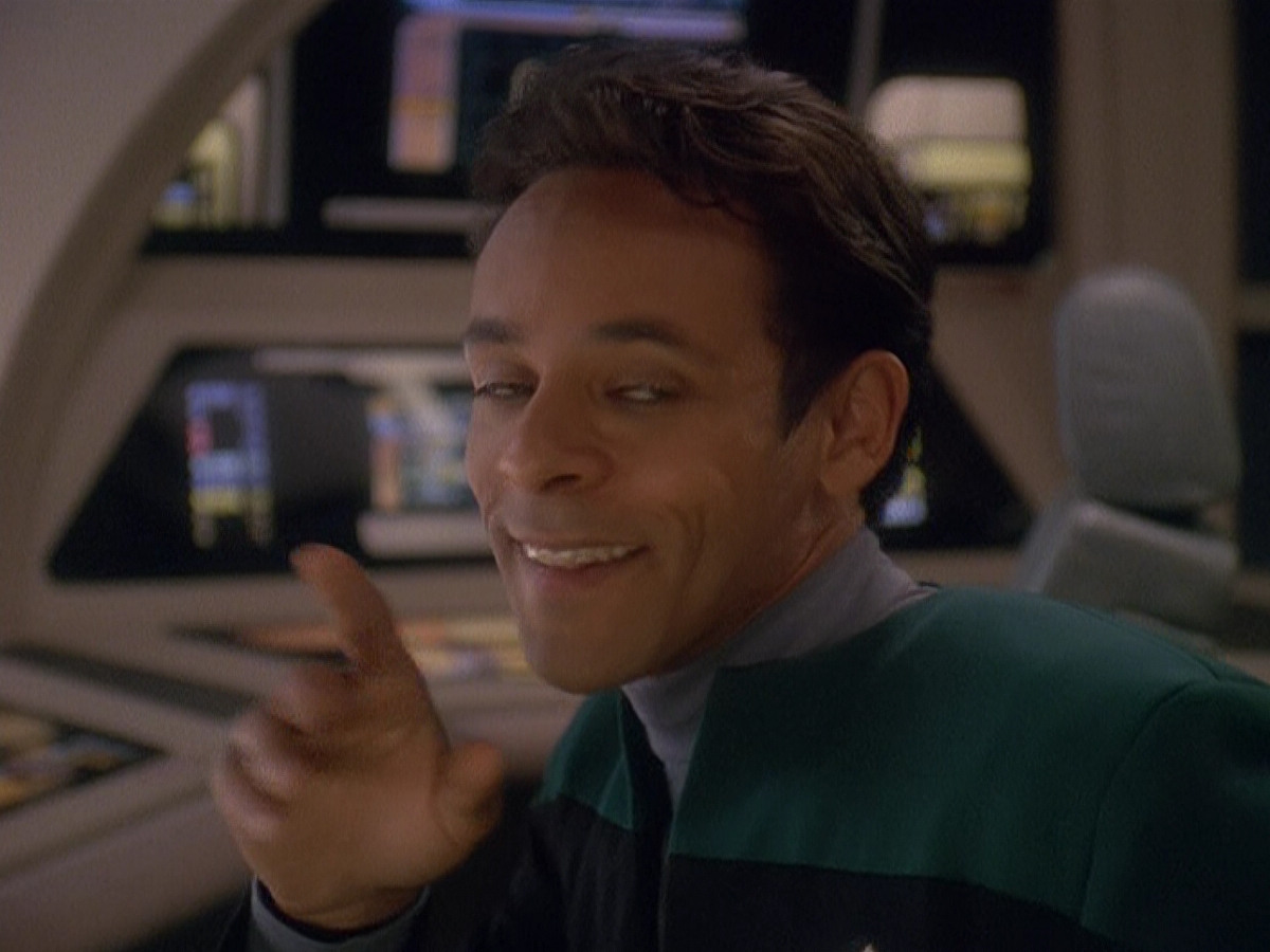 extant_StarTrek_DS9_5x04-NorTheBattleToTheStrong_00070.jpg