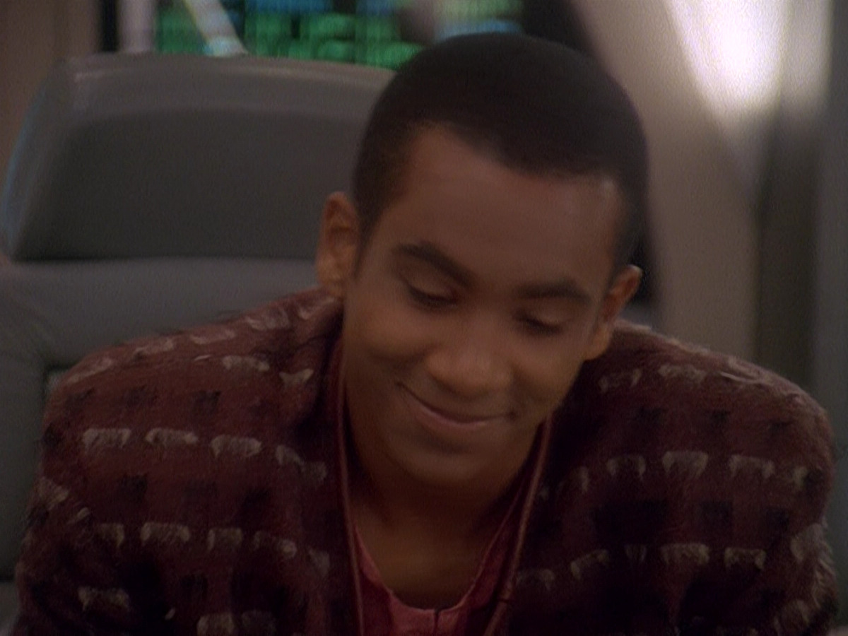 extant_StarTrek_DS9_5x04-NorTheBattleToTheStrong_00085.jpg