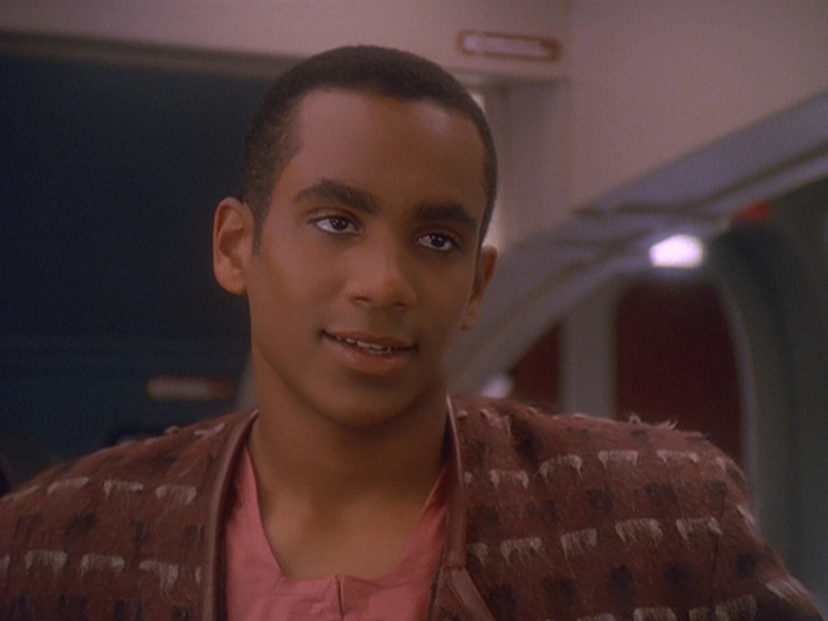 extant_StarTrek_DS9_5x04-NorTheBattleToTheStrong_00129.jpg