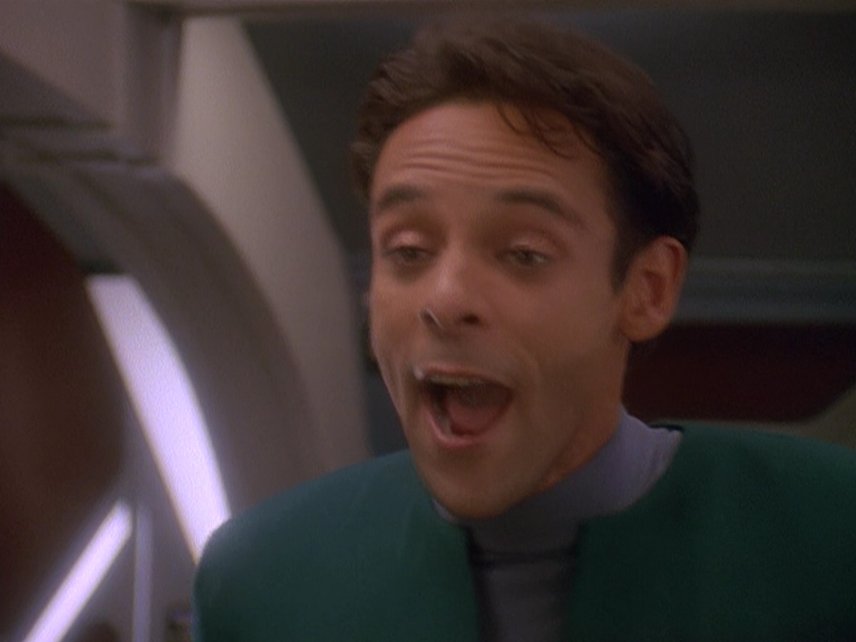 extant_StarTrek_DS9_5x04-NorTheBattleToTheStrong_00133.jpg