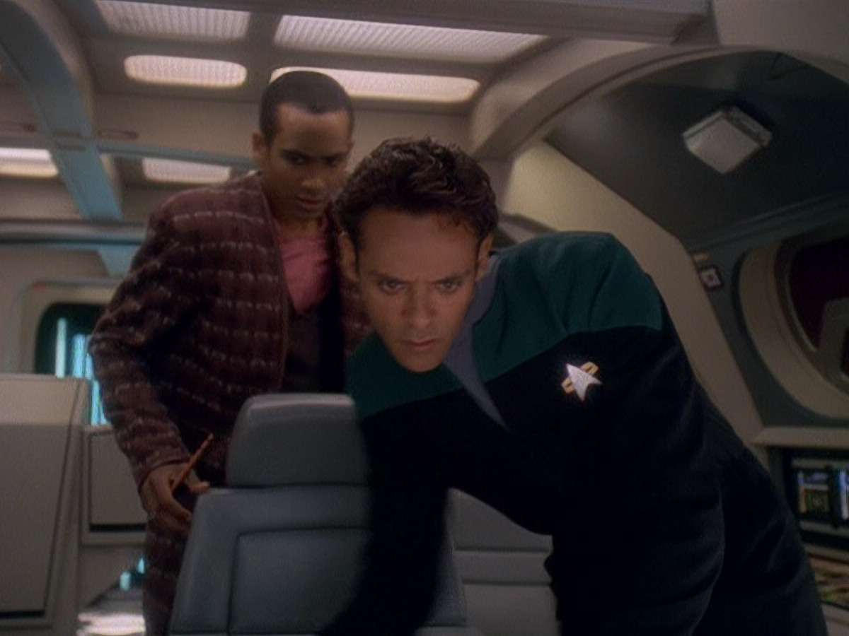 extant_StarTrek_DS9_5x04-NorTheBattleToTheStrong_00141.jpg