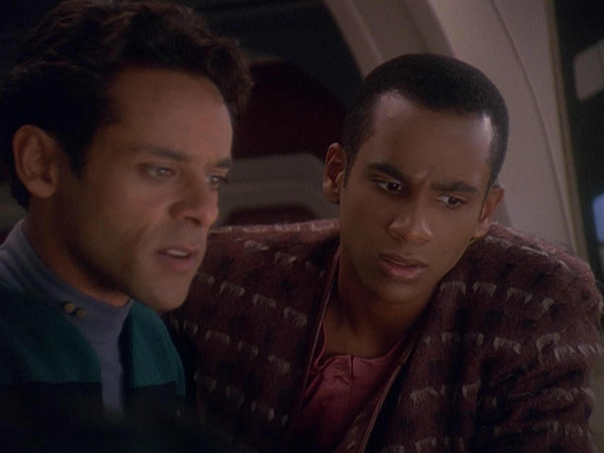 extant_StarTrek_DS9_5x04-NorTheBattleToTheStrong_00167.jpg