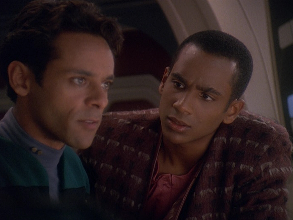 extant_StarTrek_DS9_5x04-NorTheBattleToTheStrong_00169.jpg