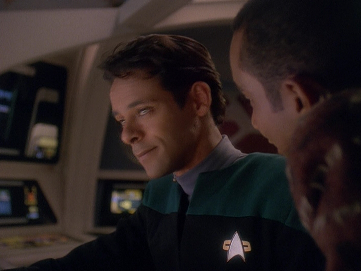 extant_StarTrek_DS9_5x04-NorTheBattleToTheStrong_00184.jpg