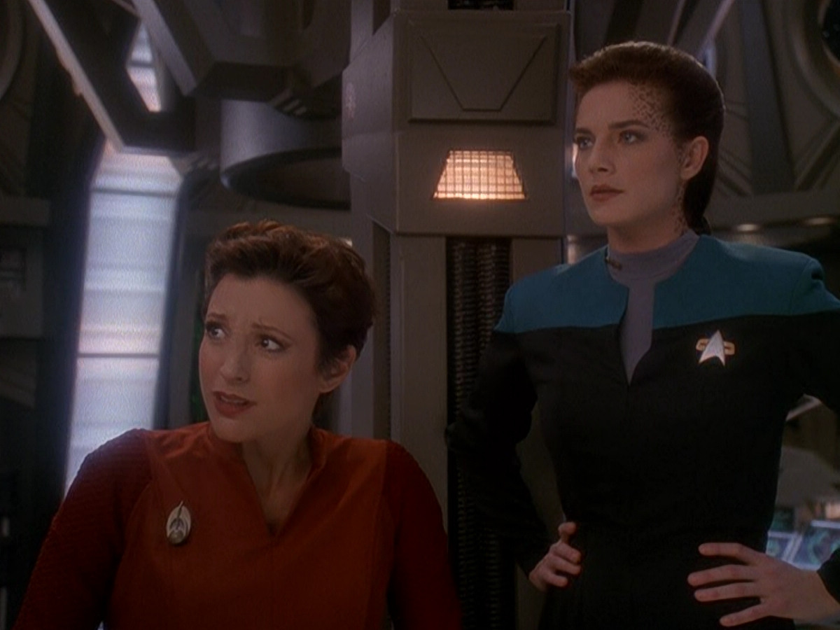 extant_StarTrek_DS9_5x04-NorTheBattleToTheStrong_00446.jpg