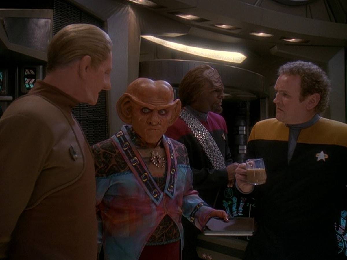 extant_StarTrek_DS9_5x04-NorTheBattleToTheStrong_00461.jpg