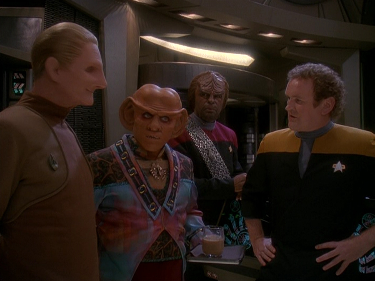 extant_StarTrek_DS9_5x04-NorTheBattleToTheStrong_00479.jpg