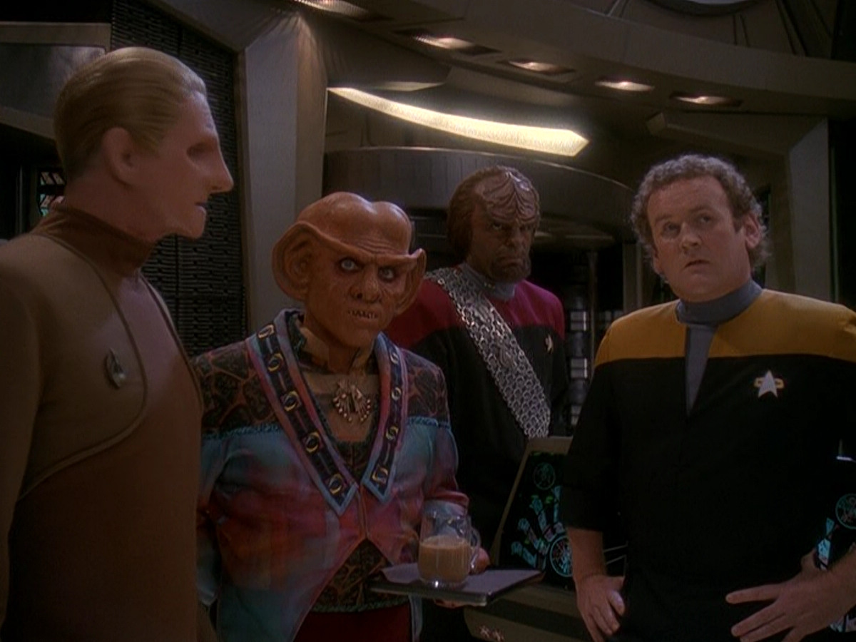 extant_StarTrek_DS9_5x04-NorTheBattleToTheStrong_00566.jpg