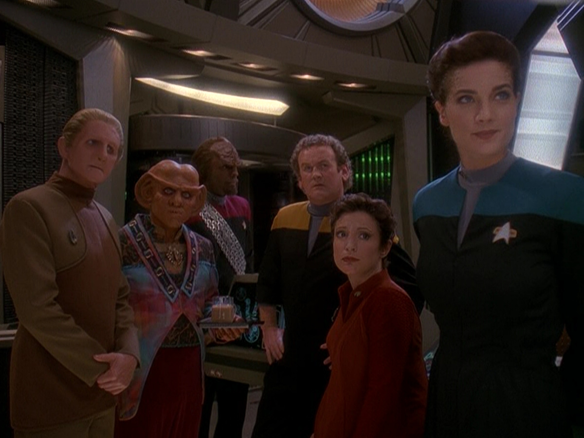 extant_StarTrek_DS9_5x04-NorTheBattleToTheStrong_00587.jpg