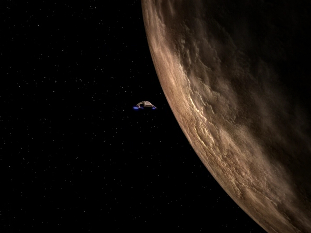 extant_StarTrek_DS9_5x04-NorTheBattleToTheStrong_00605.jpg