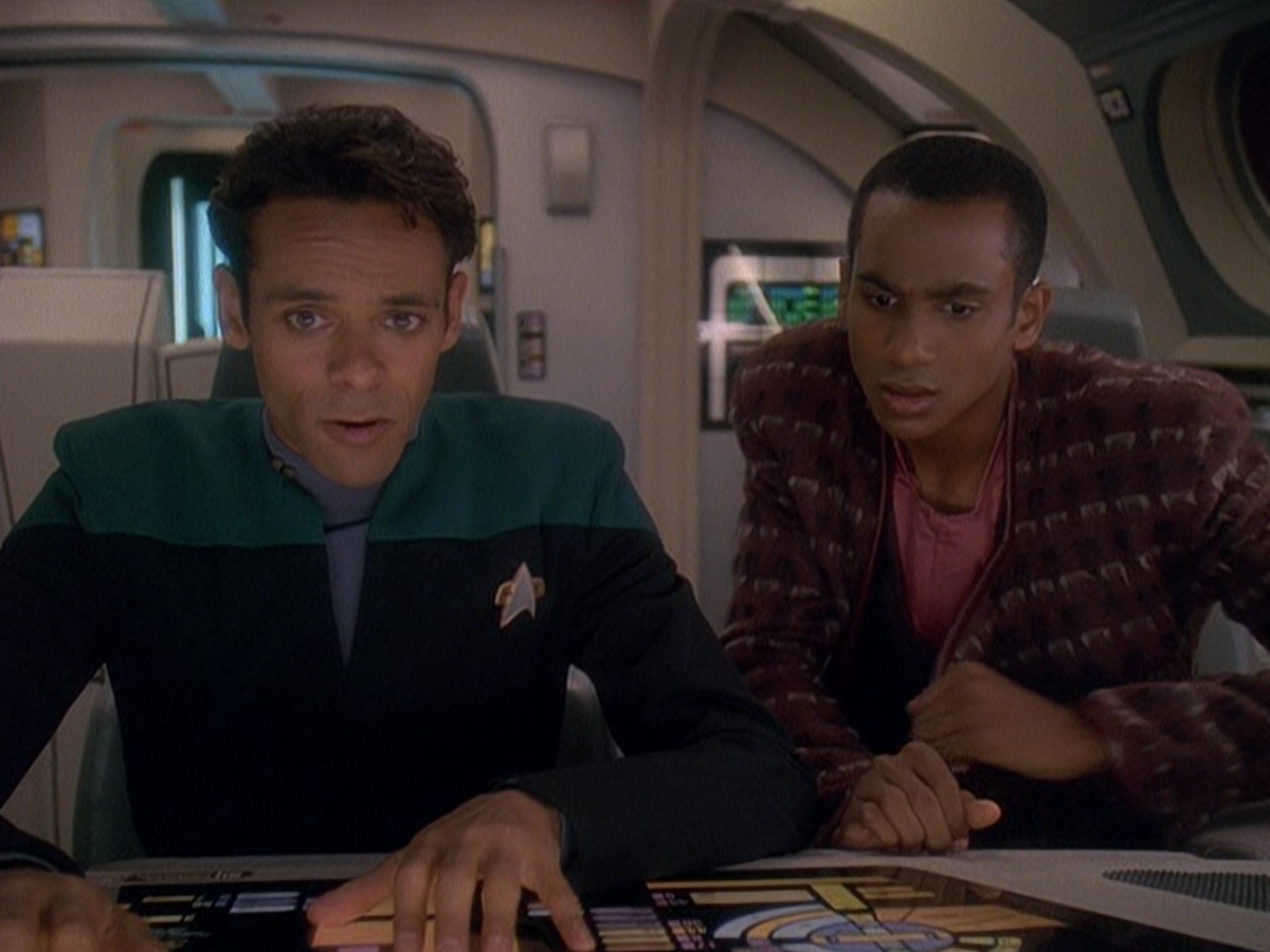 extant_StarTrek_DS9_5x04-NorTheBattleToTheStrong_00623.jpg