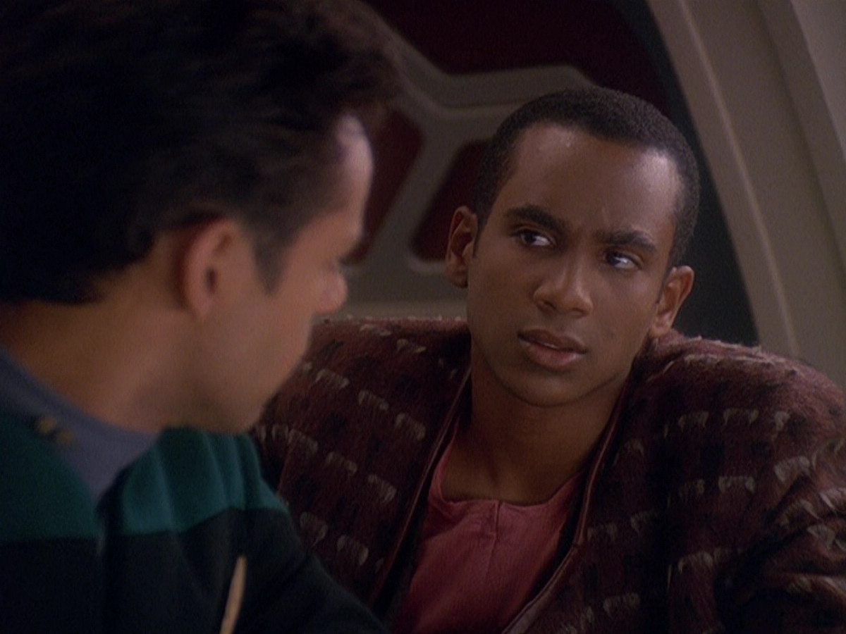 extant_StarTrek_DS9_5x04-NorTheBattleToTheStrong_00646.jpg