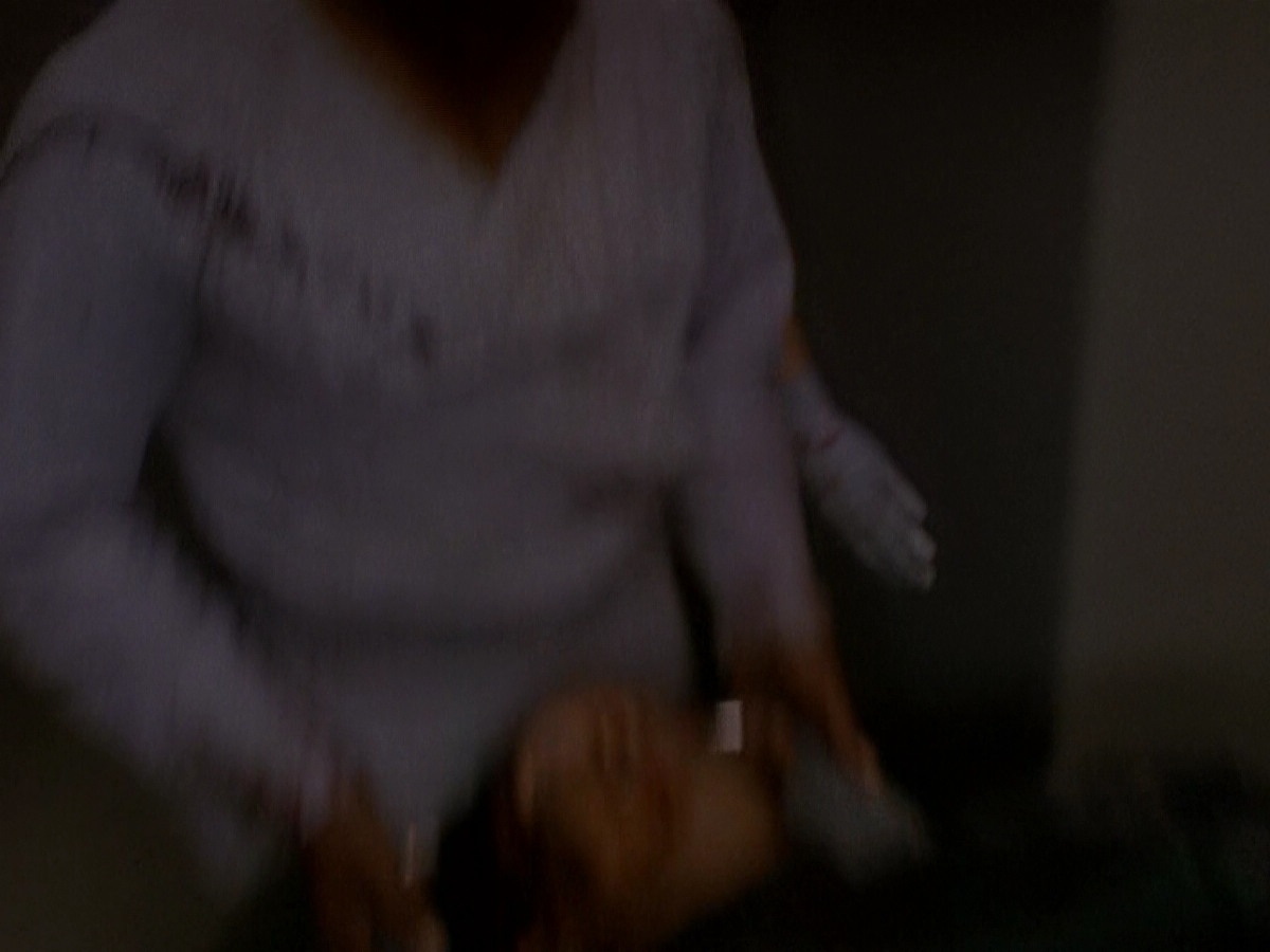 extant_StarTrek_DS9_5x04-NorTheBattleToTheStrong_00667.jpg
