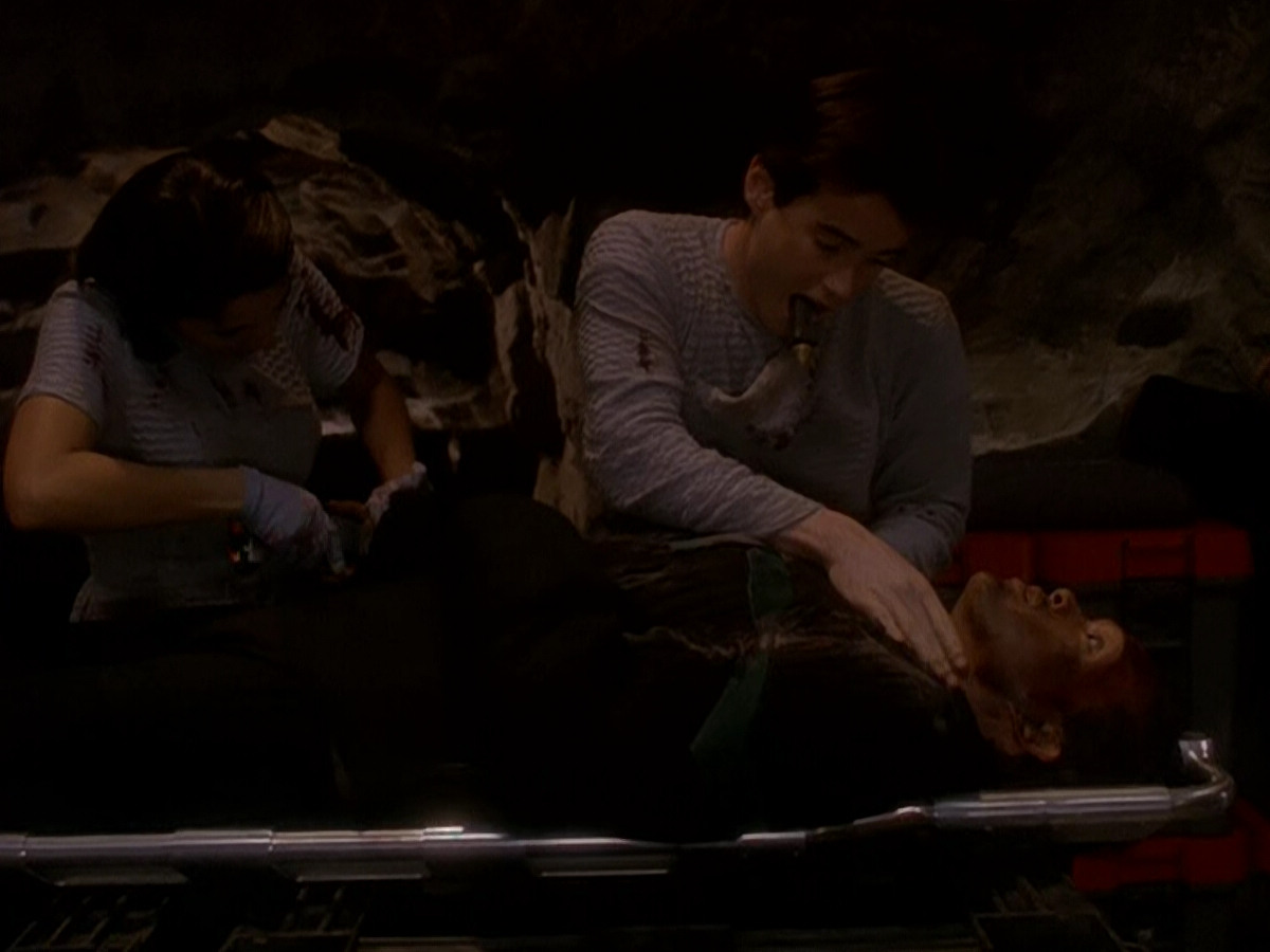 extant_StarTrek_DS9_5x04-NorTheBattleToTheStrong_00682.jpg