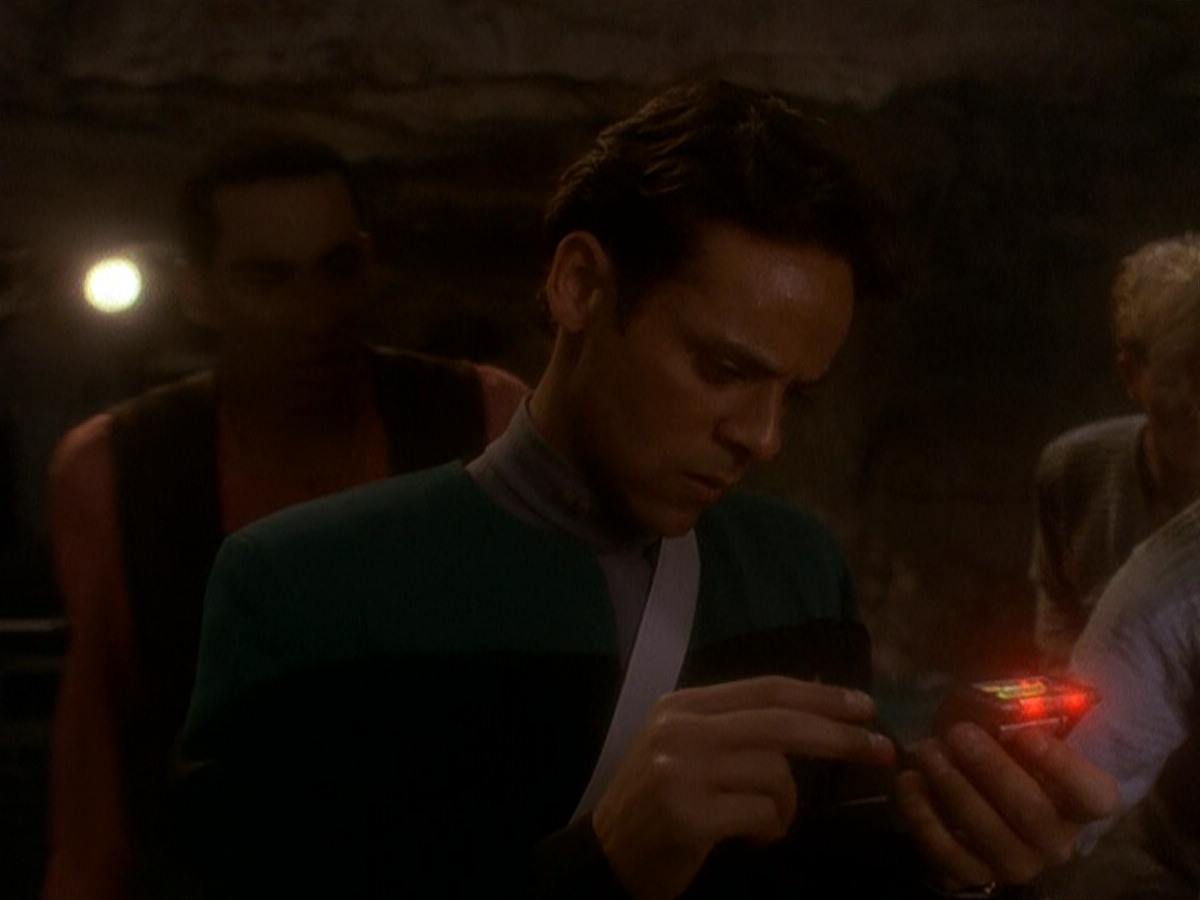 extant_StarTrek_DS9_5x04-NorTheBattleToTheStrong_00703.jpg