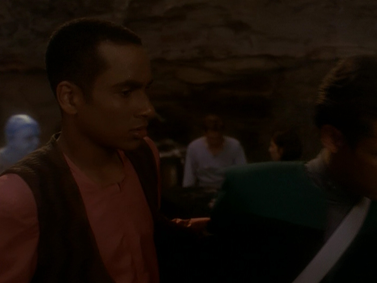extant_StarTrek_DS9_5x04-NorTheBattleToTheStrong_00707.jpg