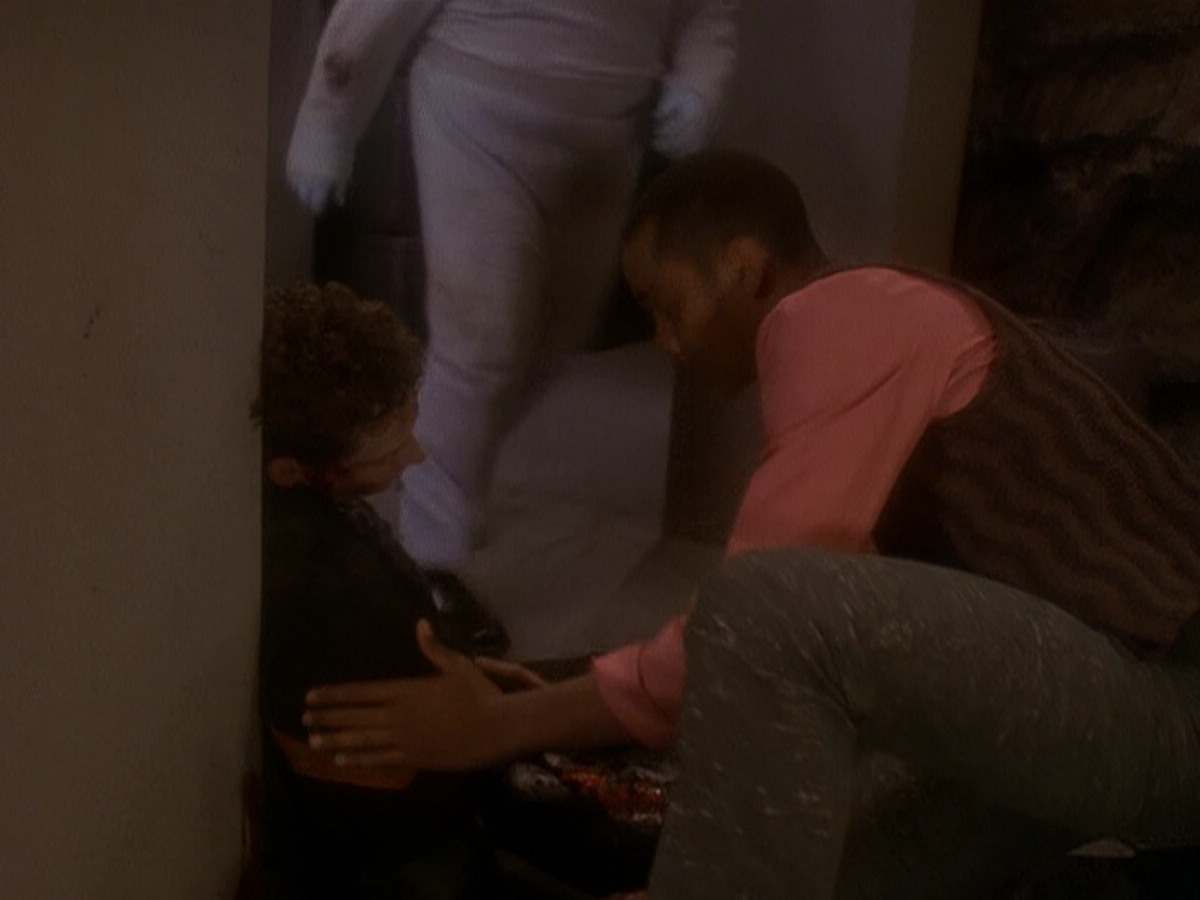 extant_StarTrek_DS9_5x04-NorTheBattleToTheStrong_00733.jpg