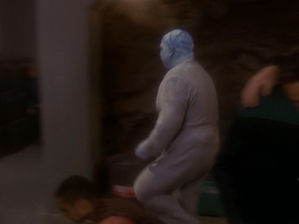 extant_StarTrek_DS9_5x04-NorTheBattleToTheStrong_00746.jpg